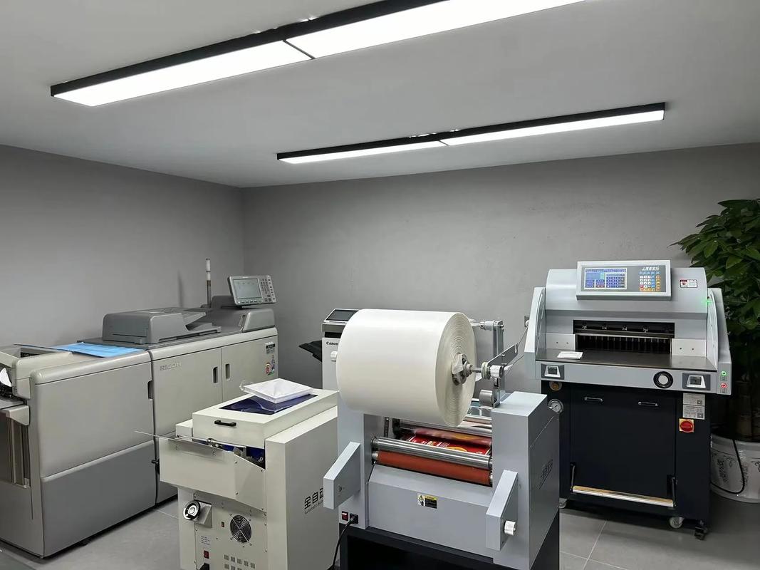 广告人的匠心传承 图文快印、门头招牌与标识标牌的艺术与实践